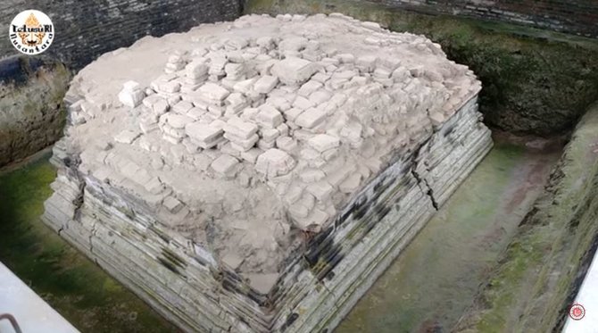 tanam melinjo petani malah temukan candi kuno terkubur 5 meter di perut bumi
