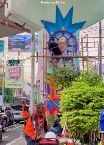 flyover janti jogja 039bersolek039 jelang pernikahan kaesang amp erina gambarnya sosok ini