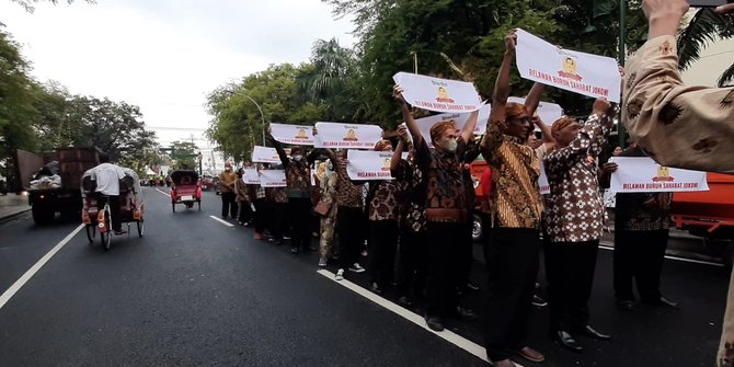 Ada 'Unjuk Rasa' Warnai Acara Ngunduh Mantu Jokowi