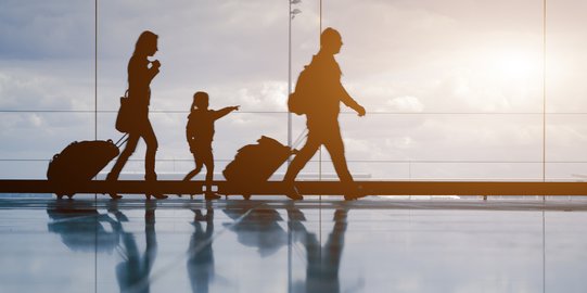 RI Tetap Ramai Kunjungan Wisman, Meski Ada Travel Warning