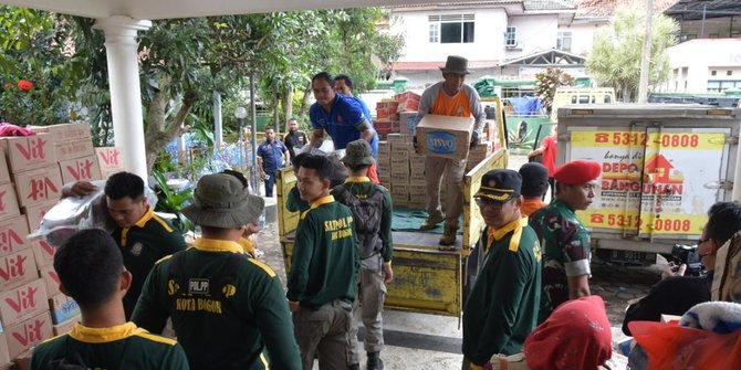 Depo Bangunan Salurkan Bantuan Rp200 Juta untuk Korban Gempa Cianjur