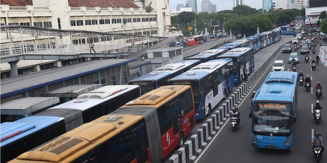 Naik Transjakarta Bisa Bayar Pakai GoPay, Ini Caranya