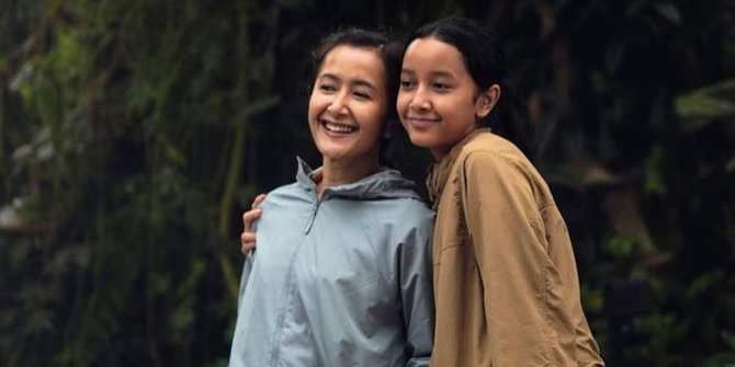 Potret Widuri Anak Widi Mulia Kini Menginjak Remaja, Bak Adik Kakak dengan Sang Mama