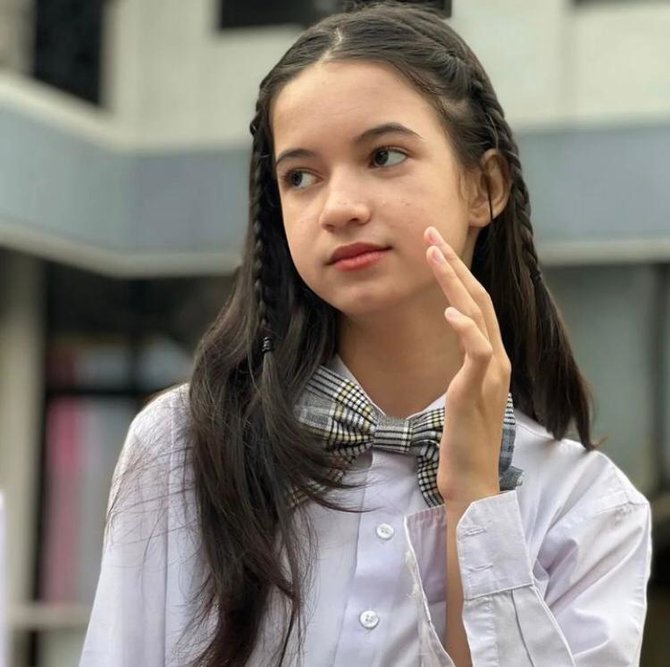 jadi dira di sinetron panggilan intip potret cantika putri kirana yang memesona