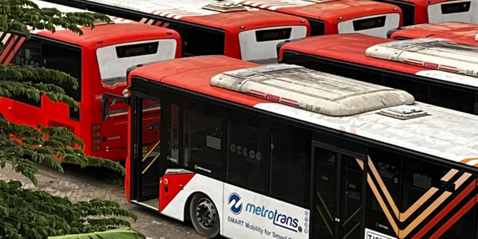 Pastikan Tak Ada Bus Mangkrak, Transjakarta Jelaskan Foto Armada di Pool Pinang Ranti