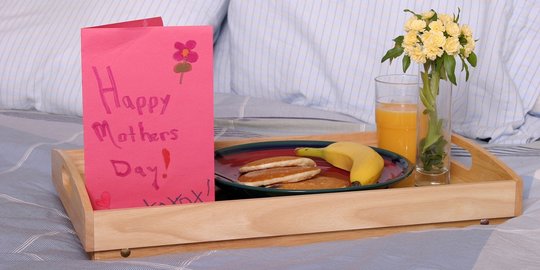 Kata Ucapan Selamat Hari Ibu Bahasa Inggris, Sentuh Hati Manis Sang Bunda