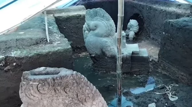 candi buddha terindah tandingi borobudur ditemukan tertimbun letusan gunung ribuan t