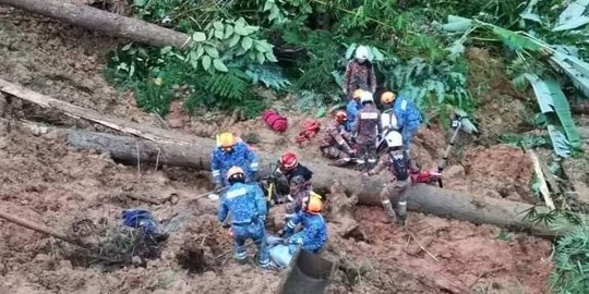 16 Orang Tewas Tertimbun Tanah Longsor di Genting Highlands Malaysia