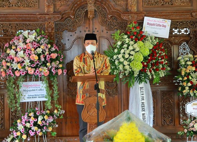 kedai kopi pensiunan pati polri