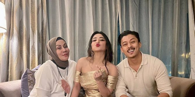 Dewi Perssik Murka: Woiii Jangan pada Udik Otaknya!