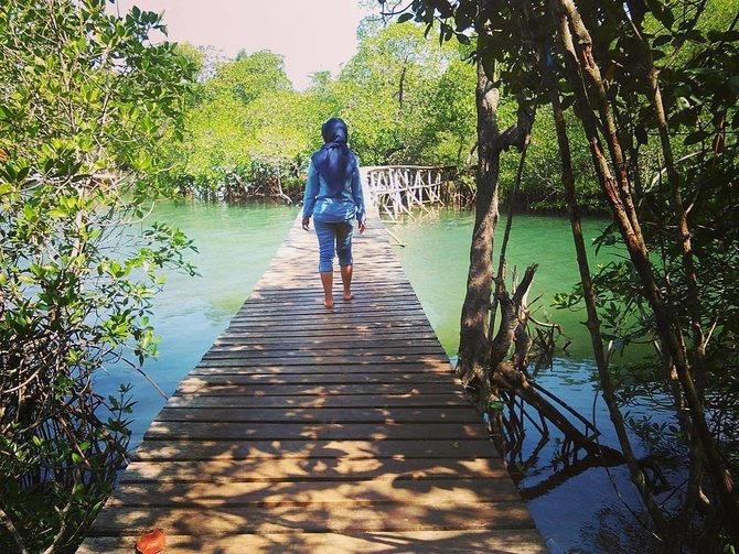 pantai kondang buntung objek wisata di malang