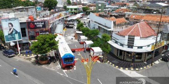 Sensasi Kulineran di Atas Gerbong Kereta Madiun, Sediakan Menu Tradisional dan Modern