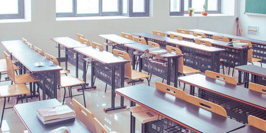 Kata-Kata Perpisahan untuk Teman Sekelas yang Menyentuh Hati