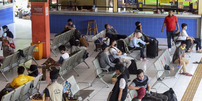 Jelang Nataru, Jumlah Penumpang di Terminal Kampung Rambutan Naik Dua Kali Lipat