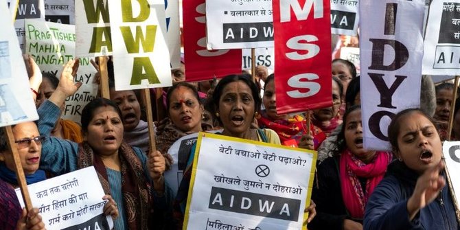 Perempuan India Disekap dan Diperkosa Massal Enam Hari Gara-Gara Tagih Utang