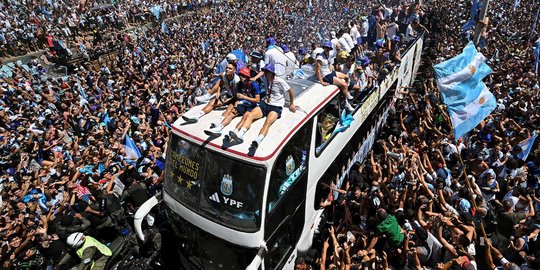 Jutaan Suporter Argentina Larut dalam Pesta Juara Piala Dunia