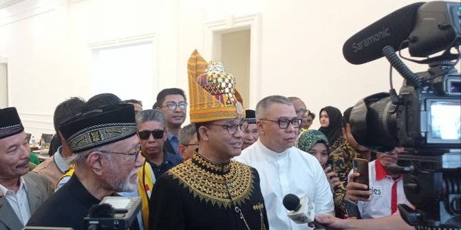 Survei Poltracking: 20,7 Persen Pemilih Jokowi-Ma'ruf di 2019 Lari ke Anies Baswedan