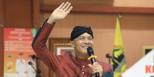 Hari Ibu, Ganjar Kampanyekan Peduli Perempuan dan Anak Lewat 'Garpu Perak'