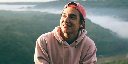 Adipati Dolken Ungkap Perubahan Setelah jadi Ayah, Makin Punya Batasan