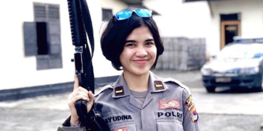 Potret Polwan Cantik Ayudina Prakasa, Ternyata Punya Suami Perwira TNI AL