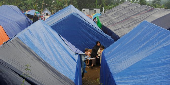 Potret Penyintas Gempa Cianjur di Hunian Sementara