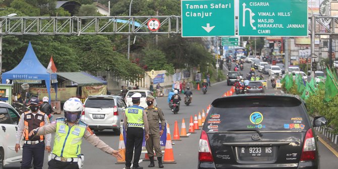 Polisi Terapkan Buka Tutup Total Jalur Puncak Bogor selama Malam Tahun Baru