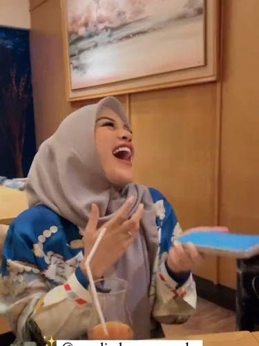 5 momen seru geng mamayu aurel hermansyah menang arisan