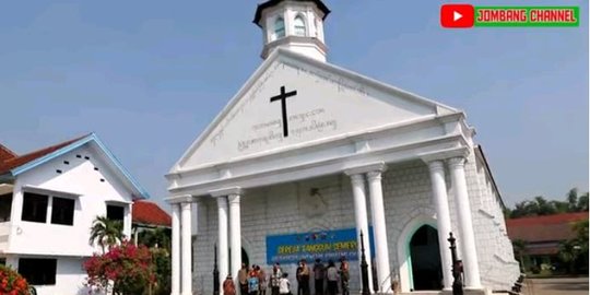 Mengunjungi Gereja Mojowarno, Pusat Syiar Kristen di Jawa Timur