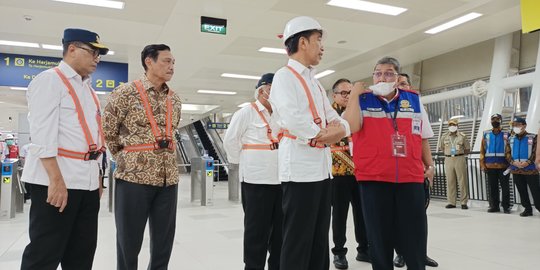 Jokowi Janjikan LRT Harjamukti-TMII Beroperasi Juni 2023