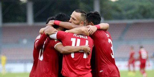 Messi, Ronaldo & Neymar Pernah Gagal Cetak Gol Gawang Kosong Seperti Hansamu Yama