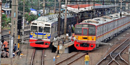 Menhub: Tarif KRL Tak Naik di 2023, tapi Kemampuan Finansial Tinggi Harus Bayar Lain