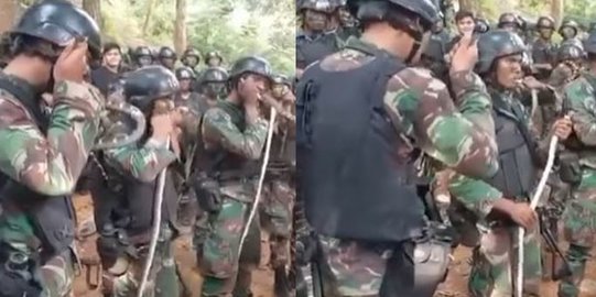 Ngeri, Aksi Prajurit TNI Gigit Ular Hidup-Hidup, Komandan 'Kuliti Hei'