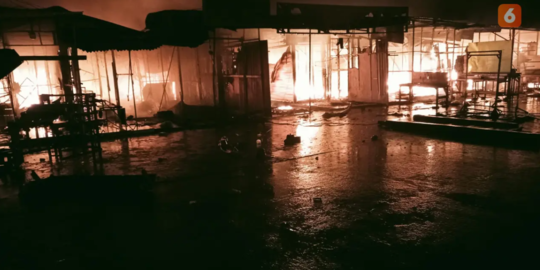 Hanguskan Ratusan Kios, Ini 3 Fakta Kebakaran Pasar Sentral di Makassar