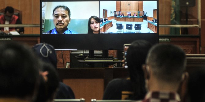Kasus Meme Stupa Borobudur, Roy Suryo Divonis 9 Bulan Penjara