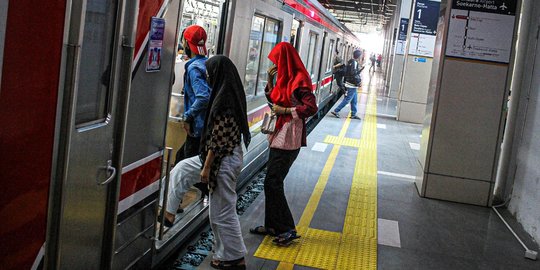 Soal Tiket KRL Khusus Orang Kaya, Wapres: Yang Kuat Menolong yang Lemah