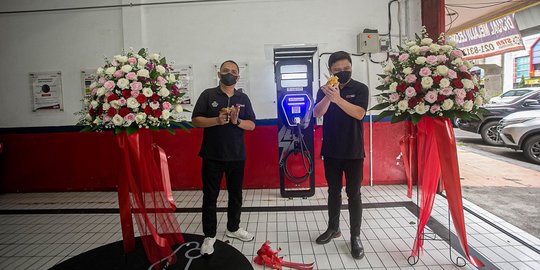 Incar Bisnis Mobil Listrik, Astra Otoparts Operasikan 6 Catu Daya di Astra Otoservice