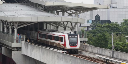 LRT Jakarta Tambah Waktu Operasional pada Malam Tahun Baru, Catat Jam dan Rutenya