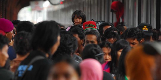 Tarif KRL akan Dibedakan, YLKI: Orang Kaya Sudah Mau Tinggalkan Mobil Pribadinya