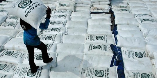 Stok Pupuk Subsidi 589.305 Ton, Cukup Penuhi Kebutuhan Petani Sampai Januari 2023