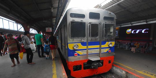 Beda Tarif KRL untuk Orang Kaya & Miskin Hingga Bocoran Skema Penentuan Subsidi