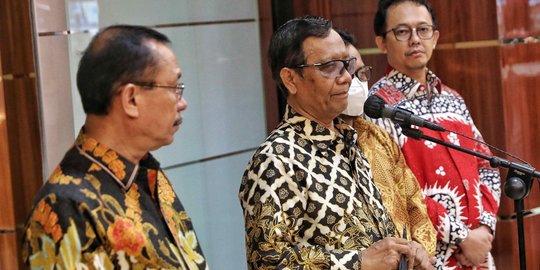 Mahfud MD soal Ferdy Sambo Gugat Jokowi: Gimik Saja