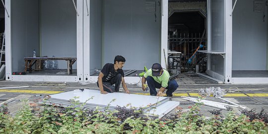 92 Kios Bongkar Pasang untuk PKL di Kawasan Tugu Proklamasi