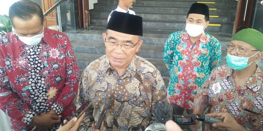 Menko PMK Prediksi Arus Balik di Penyeberangan Merak-Bakauheni Terjadi Hari Ini