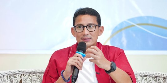 PPKM Dicabut, Sandiaga Uno Optimis Target Kunjungan 7,4 Juta Wisman Tercapai