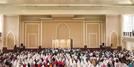 Pembangunan Sempat Mangkrak, Masjid Agung Bogor Sudah Dibuka & Bisa Dipakai Salat