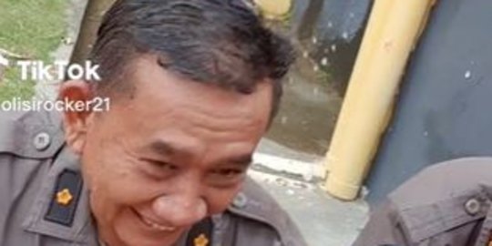 Bintara Polri Berani-beraninya Siram Kepala Perwira Polisi: Kau Rasakan Semuanya