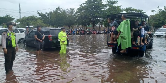 Ganjar Koordinasi dengan Kementerian PUPR untuk Atasi Banjir di Semarang