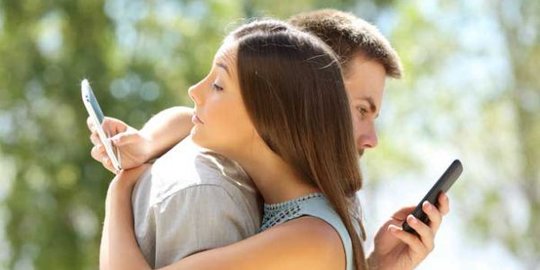 9 Alasan Orang Selingkuh dalam Hubungan, Pertengkaran hingga Trauma Masa Kecil