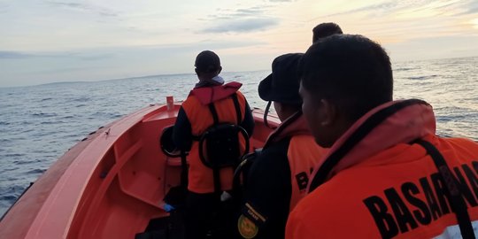 Speedboat dari Pulau Derawan Tenggelam, 25 Wisatawan Terombang-ambing di Laut