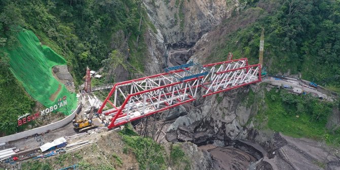 Rangka Jembatan Gladak Perak Tersambung, Target Februari Dibuka